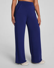 Load image into Gallery viewer, Spanx AirEssentials Wide Leg Track Pant