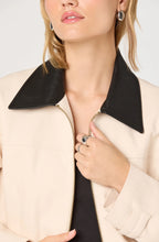 Load image into Gallery viewer, Astr Collins Jacket