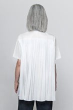 Load image into Gallery viewer, Article X Pleated Back Button Down Shirt