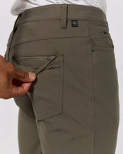 Load image into Gallery viewer, 7 Diamonds Infinity 7-Pocket Pant