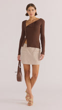 Load image into Gallery viewer, MINKPINK Dakota Rib Knit Top / Chocolate