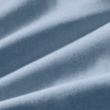 Load image into Gallery viewer, Mizzen+Main Nash Chambray Shirt / Light Wash
