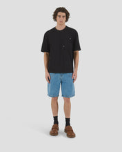 Load image into Gallery viewer, Krost Rivet Pocket Oversized Tee / Black
