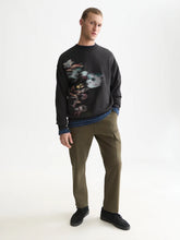 Load image into Gallery viewer, Scotch &amp; Soda Placed Embroidered Artwork Loose-Fit Sweatshirt
