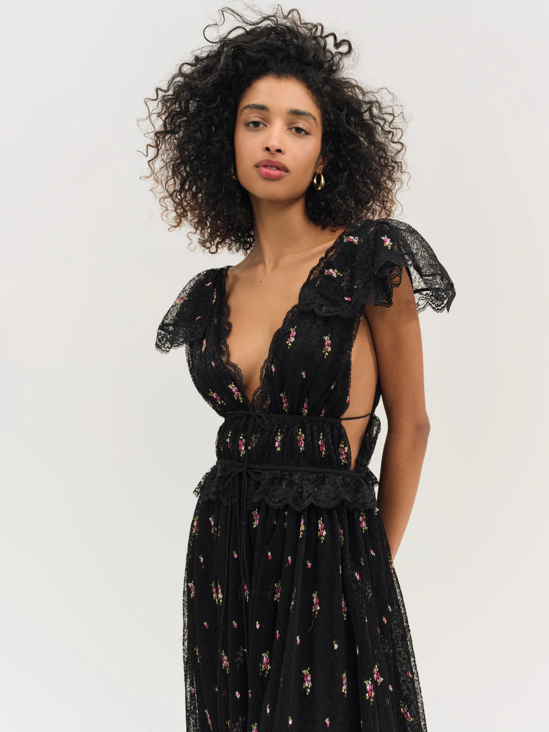 For Love & Lemons Poppy Pleated Lace Maxi Dress / Black For Love & Lemons Poppy Pleated Lace Maxi Dress / Black