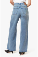 Load image into Gallery viewer, Habitual Blaine High Rise Straight Jeans
