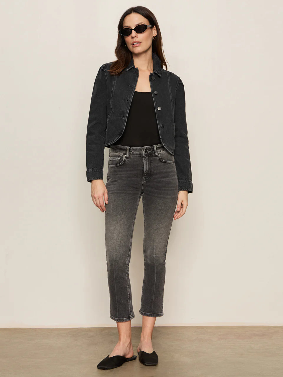 Sanctuary Astra Kick Crop Jean in Washed Black