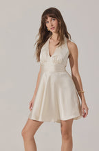Load image into Gallery viewer, Astr Mielle Dress / Cream
