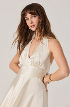 Load image into Gallery viewer, Astr Mielle Dress / Cream
