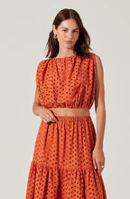 Load image into Gallery viewer, ASTR Nalley Crop Top
