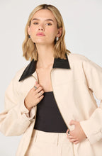 Load image into Gallery viewer, Astr Collins Jacket
