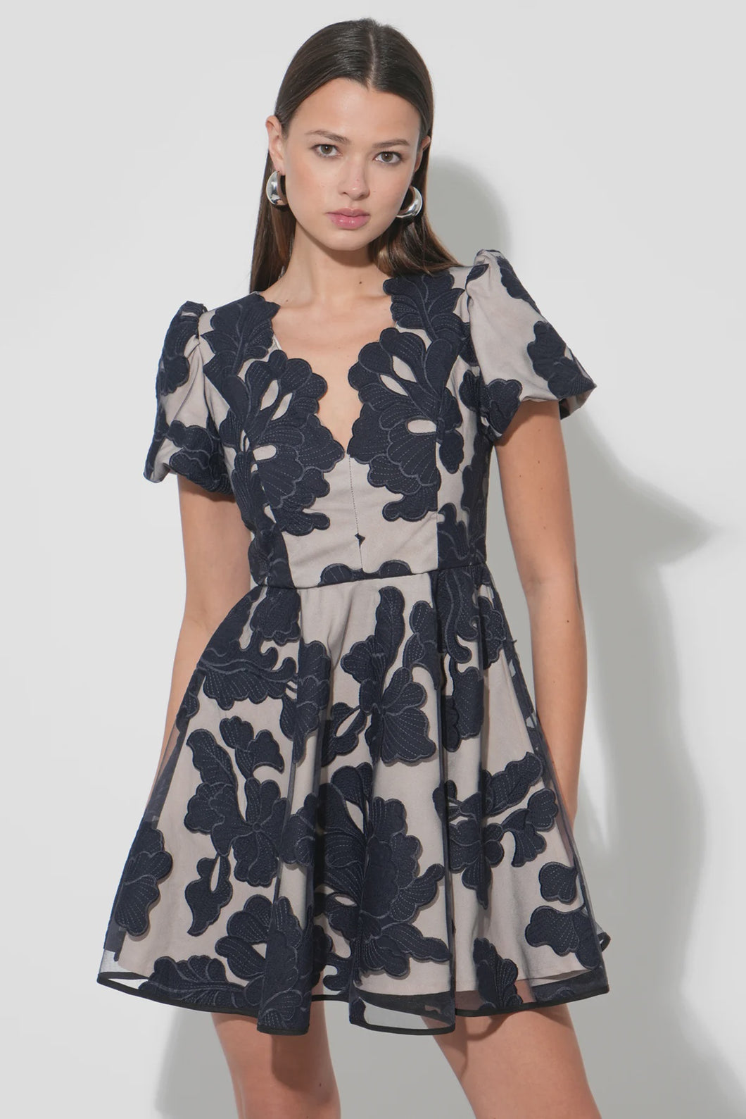Adelyn Rae Agnes Embroidered Puff Sleeve Mini Dress / Navy/Nude