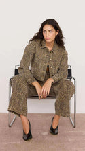Load image into Gallery viewer, MINKPINK Anouk Print Jeans / Animal
