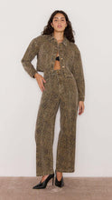 Load image into Gallery viewer, MINKPINK Anouk Print Jeans / Animal

