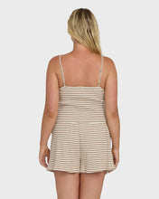 Load image into Gallery viewer, Billabong Easy Livin Short
