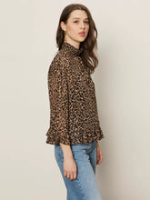 Load image into Gallery viewer, Sanctuary The Adore Blouse
