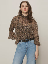 Load image into Gallery viewer, Sanctuary The Adore Blouse
