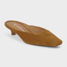 Load image into Gallery viewer, Matisse Classy slide
