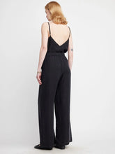 Load image into Gallery viewer, Self Contrast Caroline Pants / Black
