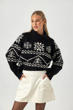 Load image into Gallery viewer, Sundays Cindy Sweater
