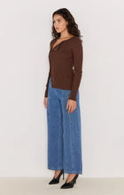 Load image into Gallery viewer, MINKPINK Dakota Rib Knit Top / Chocolate
