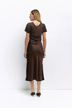 Load image into Gallery viewer, Mod Ref The Stephanie Dress / Brown
