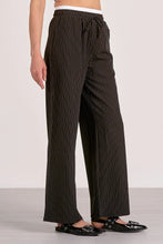 Load image into Gallery viewer, Elan Layered Pinstripe Pants / Black
