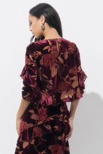 Load image into Gallery viewer, Adelyn Rae Reese V Neck Flutter Sleeve Velvet Burnout Top / Burgundy
