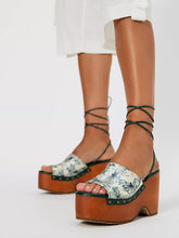 Load image into Gallery viewer, Free People Front Row Wrap Print Clog
