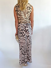 Load image into Gallery viewer, Sanctuary Everyday Maxi Skirt / Mother Leo
