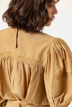 Load image into Gallery viewer, Sundays Moni Top
