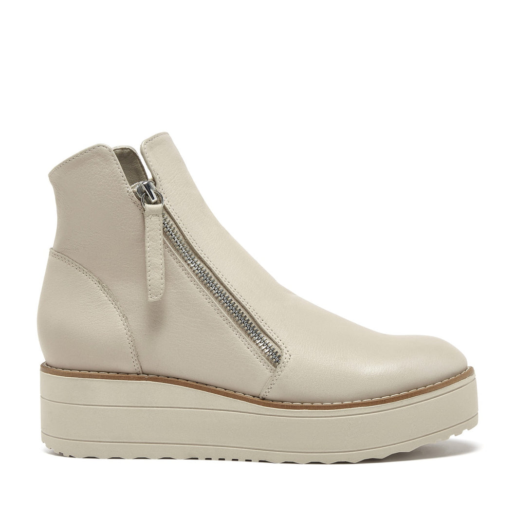 Silent D Nene Leather Zip Sneaker Boot / Misty Vanilla