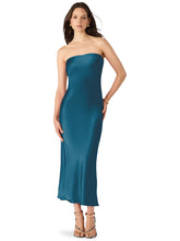 Load image into Gallery viewer, Steve Madden Jessamine Dress
