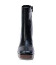 Load image into Gallery viewer, Matisse Duke Platform Boot (Available in 2 Colors)
