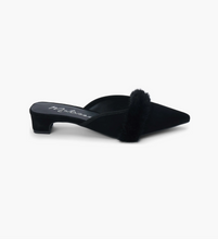 Load image into Gallery viewer, Matisse Kellan Black Mule
