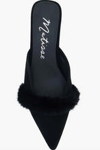 Load image into Gallery viewer, Matisse Kellan Black Mule
