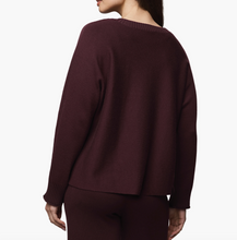 Load image into Gallery viewer, Splendid Pullover Sweater / Dark Plum
