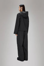 Load image into Gallery viewer, RAINS Suva Hardshell Short String W Jacket

