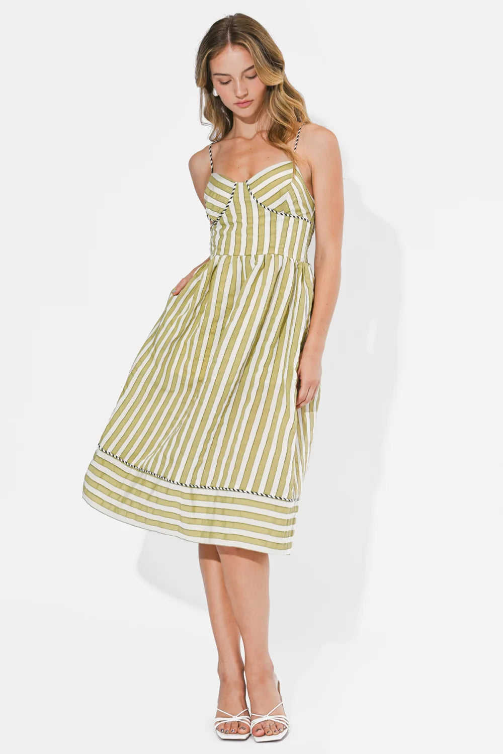 Perle Two-Tone Pipped Sweetheart Neck Midi Dress