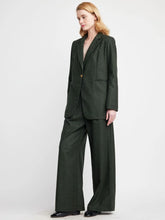 Load image into Gallery viewer, Self Contrast Bridget Blazer / Chive
