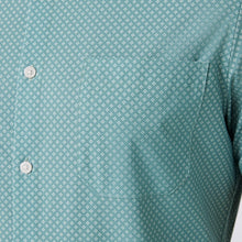 Load image into Gallery viewer, Mizzen+Main Leeward SS Dress Shirt / Pale Blue Clover

