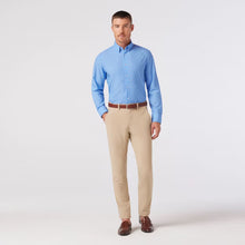 Load image into Gallery viewer, Mizzen &amp; Main Leeward LS Dress Shirt / Provence Star
