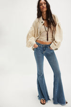 Load image into Gallery viewer, Free People Cute In This Cardi / Tea
