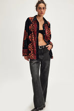 Load image into Gallery viewer, Free People One Night Velvet Top / Black
