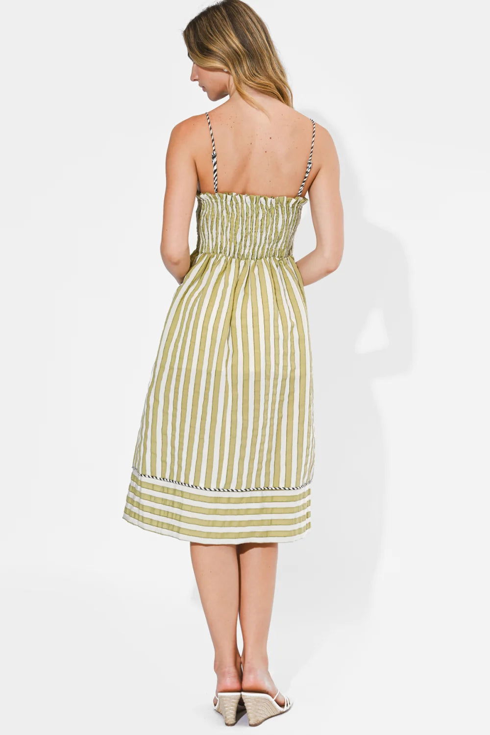Perle Two-Tone Pipped Sweetheart Neck Midi Dress