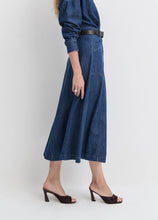 Load image into Gallery viewer, Favorite Daughter The Lila Denim Maxi Skirt
