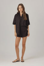 Load image into Gallery viewer, Sundays Linen James Shorts
